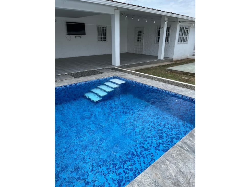 SE VENDE CASA EN PENONOME 600 M2 CON PISCINA — foto 3