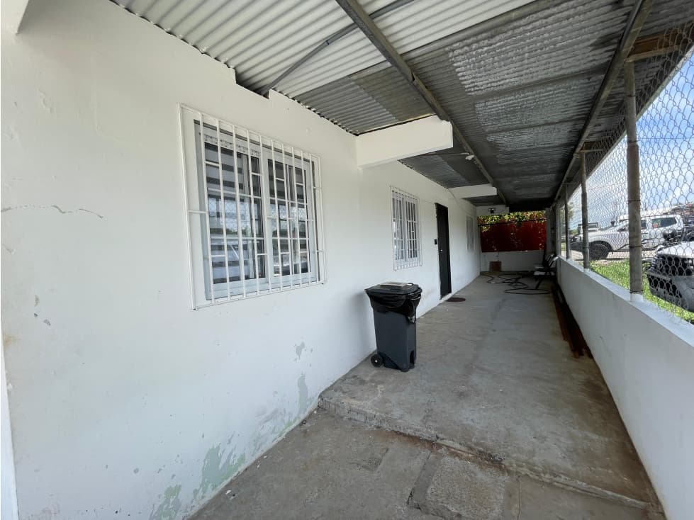 OFICINA / CHORRERA / 1800 M2 / 3 BAÑOS / 3 DIVICIONES / DEPOSITO — foto 5