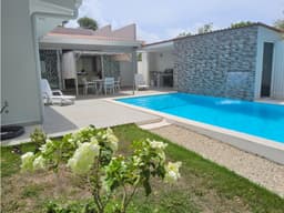 SE VENDE CASA EN CORONADO GOLF & BEACH CLUB 800 M2 CON PISCINA