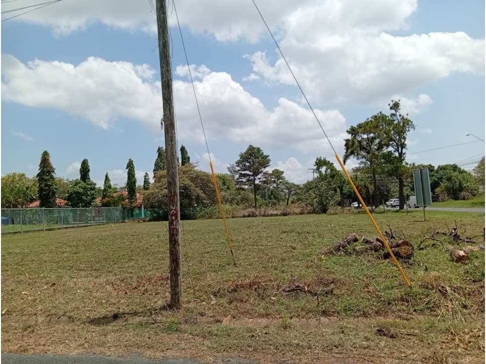 TERRENO / CORONADO / 1,269 M2 / SOBRE VÍA ASFALTADA / PLAYA — foto 1