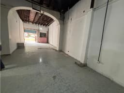 ALQUILER DE LOCAL EN CASCO VIEJO IDEAL PARA BAR RESTAURANTE 120M