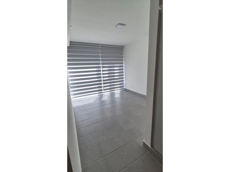 SE ALQUILA APARTAMENTO EN PH THE DISTRICT 215 M2 SEMI AMOBLADO — foto 6