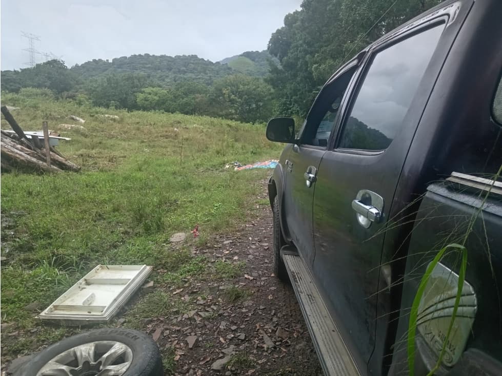 CHAME / EL ESPAVE / 3 HECTAREAS / AMPLIO TERRENO / ZONAS VERDES — foto 4