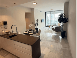 SE ALQUILA APARTAMENTO AV. BALBOA NUOVO 105M 2 HABITACIONES AMOBLADO