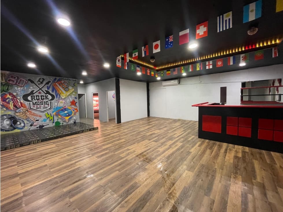 LOCAL COMERCIAL / CONDADO DEL REY / 170M / ESPACIO AMPLIO / SOBRE VIA — foto 1