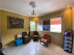 PARQUE LEFEVRE / SANTA ELENA / 285M / 2 LOCALES EN PLANTA BAJA