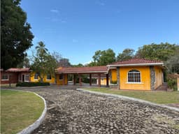 A LA VENTA TERRENO DE 8297 METROS CON CASA EN SANTA CLARA / AG