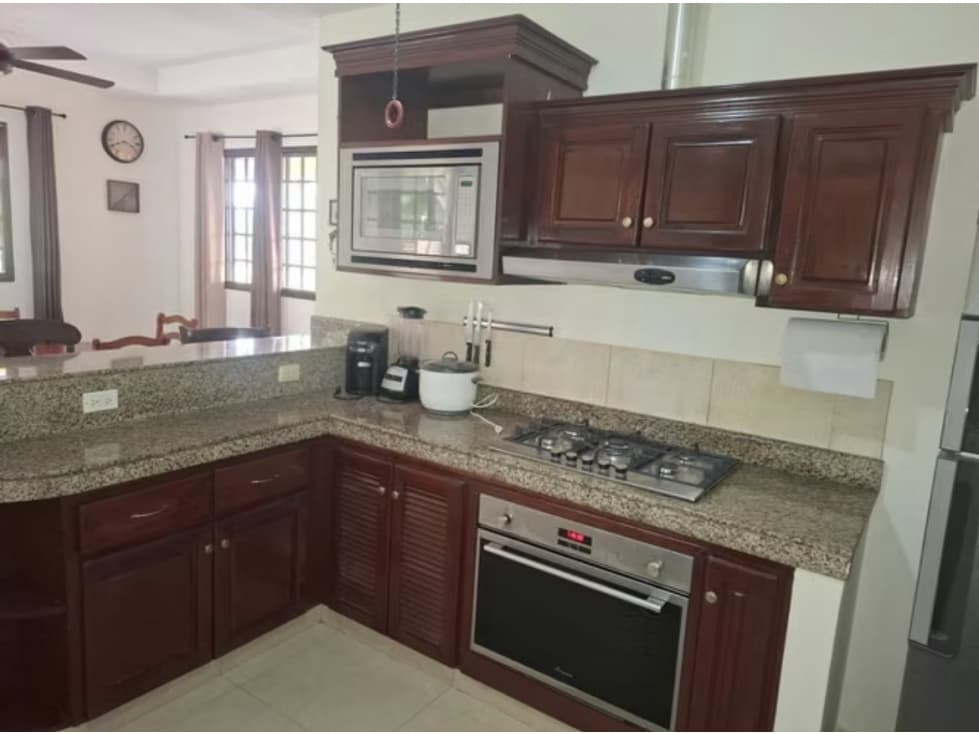 SE ALQUILA CASA EN PENONOME 750 M2 CON PATIO AMOBLADA — foto 4