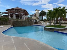 SE VENDE APARTAMENTO 79M EN PH FONTANELLA DEL MAR CERCA DE LA PLAYA