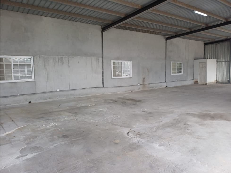 24 DE DICIEMBRE / CENTRO LOGISTICO DOS RIOS / GALERA / 170 M / VACIO — foto 5