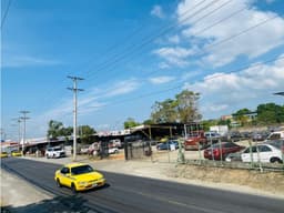 24 DE DICIEMBRE / MONTERICO / TERRENO COMERCIAL / 4000M / SOBRE VIA