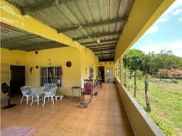 CHORRERA / LLANO LARGO / 3 HABITACIONES / 600 M2 / AMPLIA TERRAZA