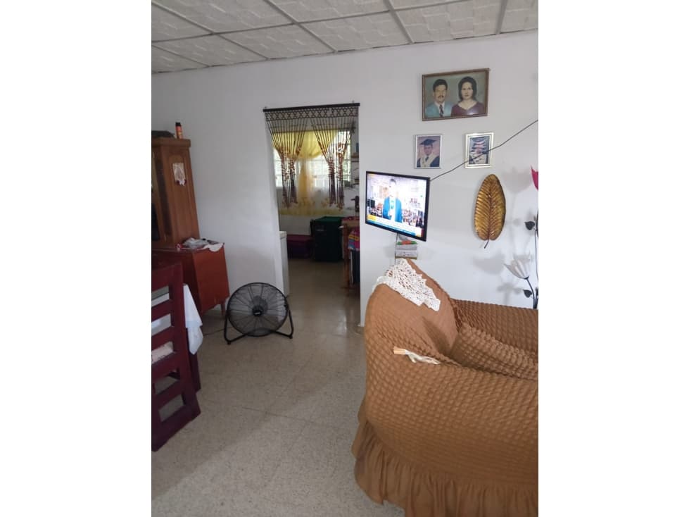 COCLE / ANTON / 3 HABITACIONES / 1200 M2 / TERRAZA / CERCADA — foto 5