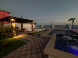 SE VENDE CASA EN PLAYA MALIBU GORGONA FRENTE AL MAR DE 910M