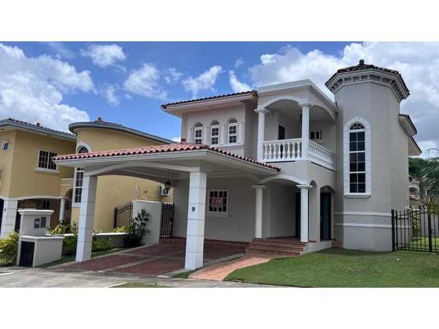 ANCON / LAS HUACAS / RAINFOREST VILLAS / 450M / 4 HABITACIONES