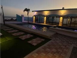 REMATO CASA DE 910M DE 2 HABITACIONES FRENTE AL MAR EN MALIBU
