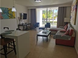 PLAYA BLANCA / PH NIKKI / AMOBLADO / 123m2 / VISTA AL MAR