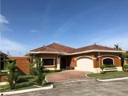 A ESTRENAR / COSTA SUR / SUNSET COAST / 3 HABITACIONES / VACIA / 597m2