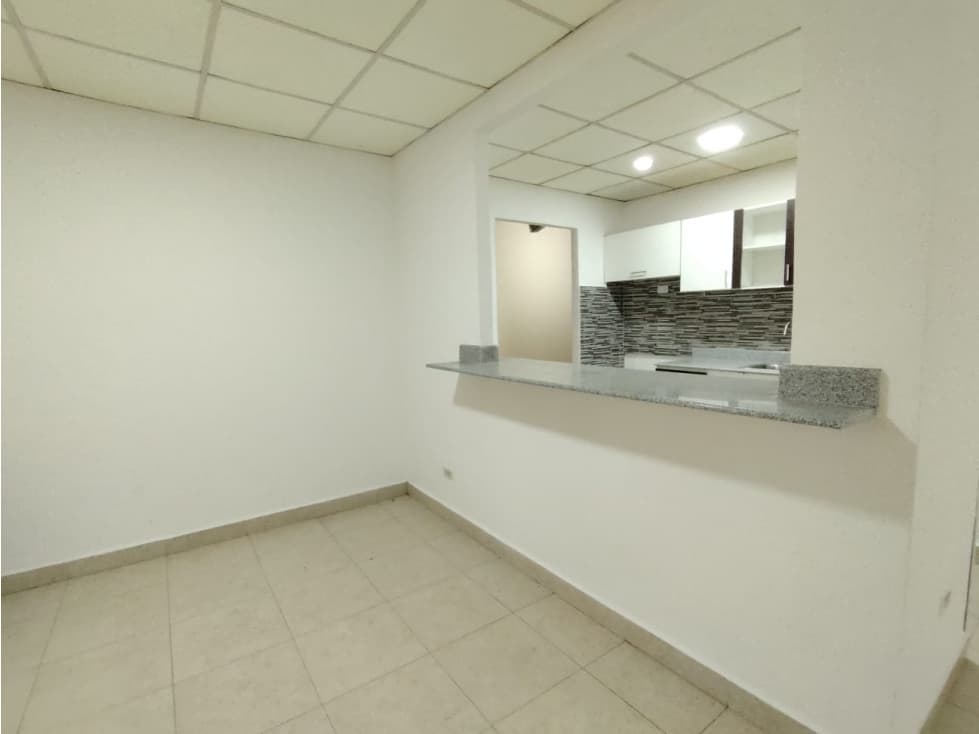 CASA VENTA EN URB. MONTELIMAR EN LA CHORRERA, REMODELADA — foto 4