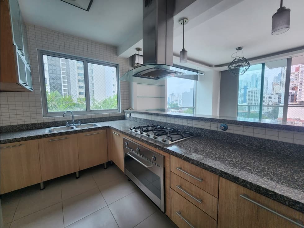 VENTA DE APARTAMENTO CON AMPLIO BALCON EN SAN FRANCISCO — foto 4