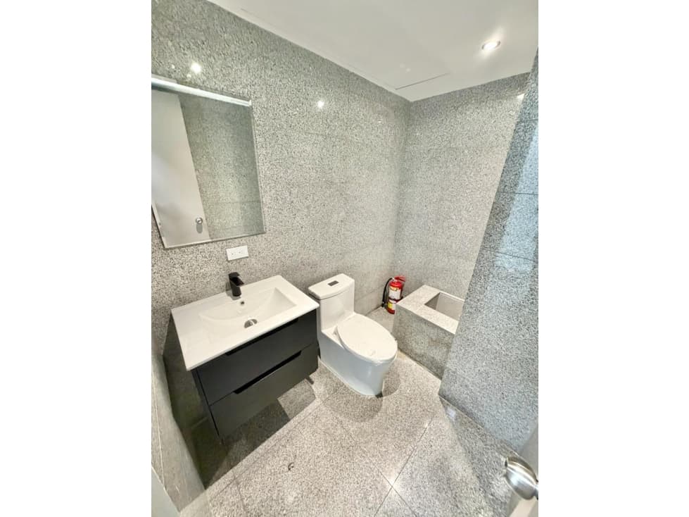 Alquiler y venta de amplia oficina | Twist Tower, Obarrio — foto 2