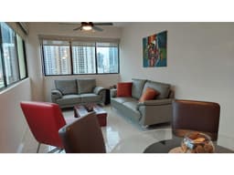 Alquiler de apartamento en PH Royal Center. VC