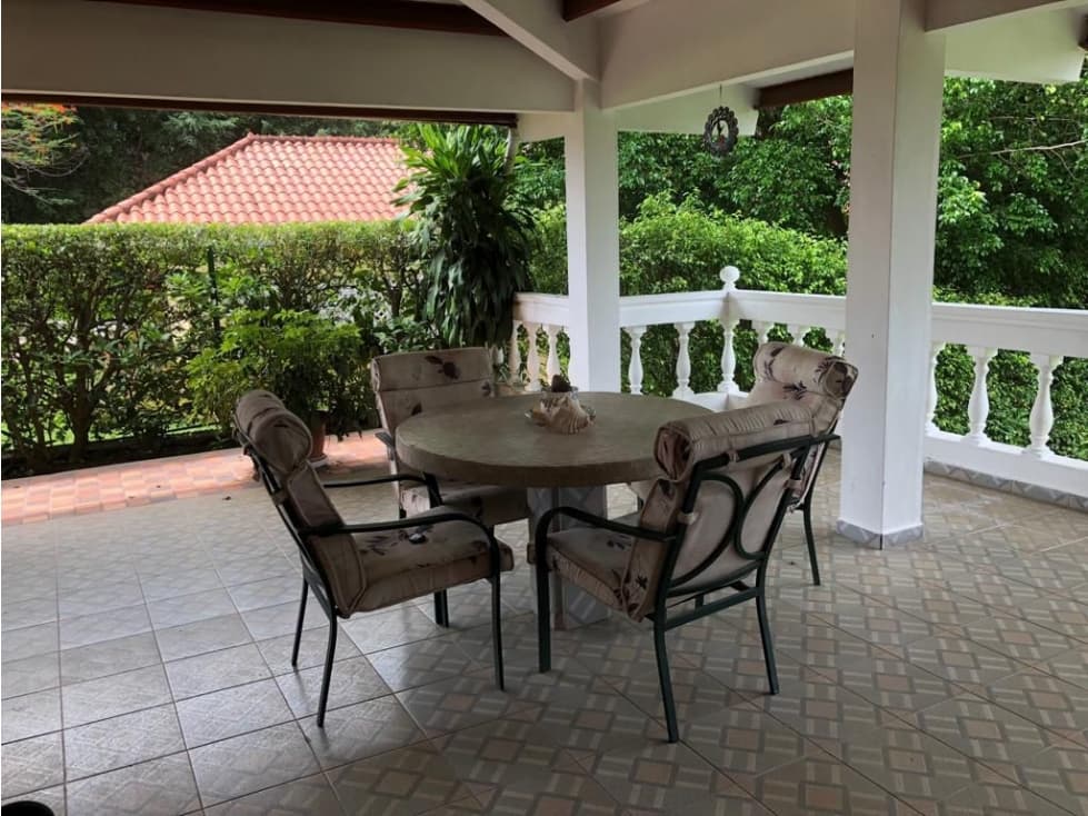 SE ALQUILA CHALET EN CORONADO 1500 Mtrs (OG) — foto 3