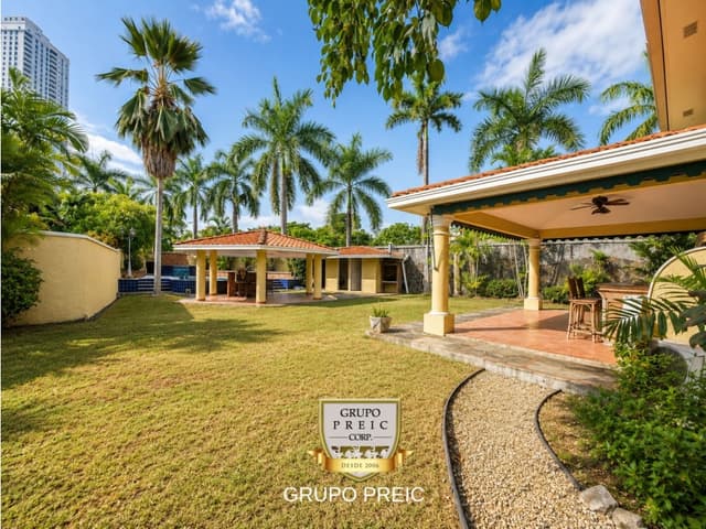 Casa en venta Costa del Este Costa Dorada CC