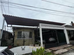 Venta de casa en Praderas de San Antonio 4 habitaciones