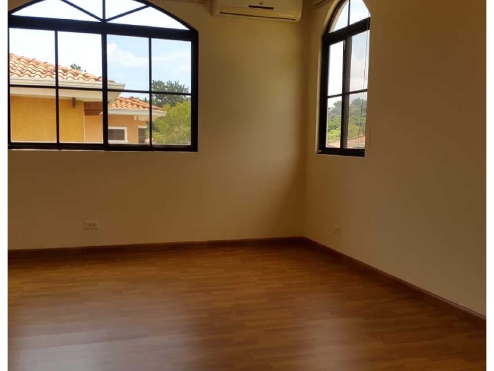 Casa en Venta / Clayton / Embassy Club ct — foto 3