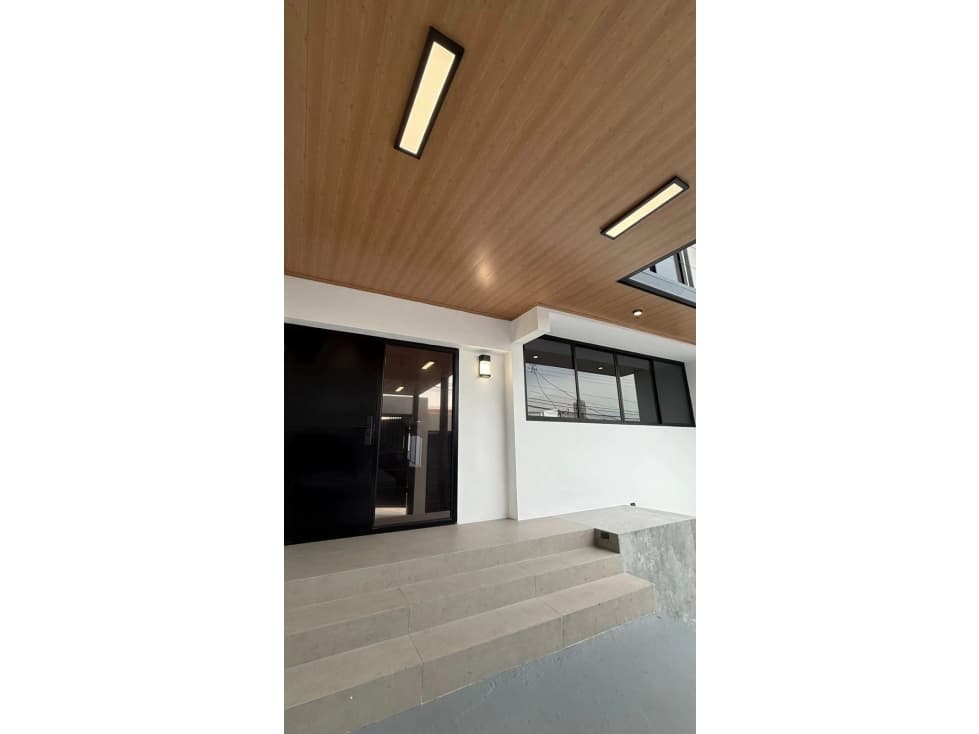 Venta de casa en Miraflores, Betania. VC — foto 3