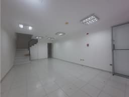 SE ALQUILA LOCAL EN BELLAVISTA AREA CANGREJO 82 Mtrs (OG)