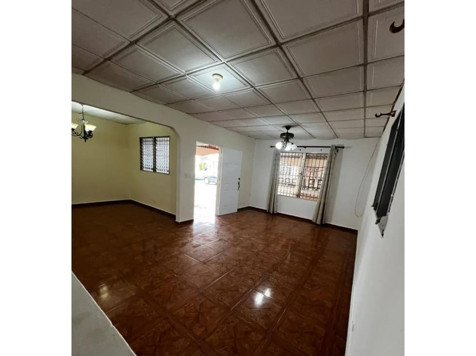 VENTA DE CASA ESQUINERA EN SAN ANTONIO — foto 2