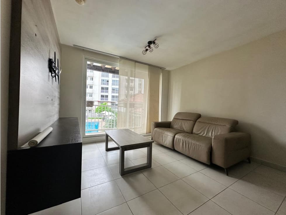 SE ALQUILA APARTAMENTO AMOBLADO EN PH TORRES DE VERSALLES II — foto 2
