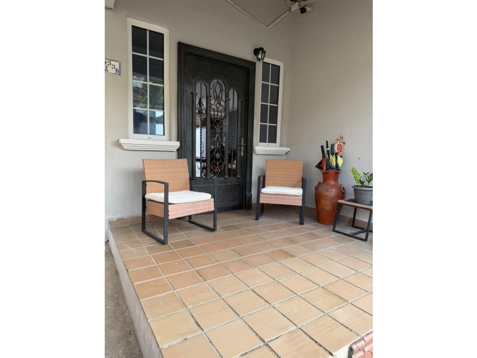 ALQUILER DE CASA EN BRISAS DEL GOLF — foto 1