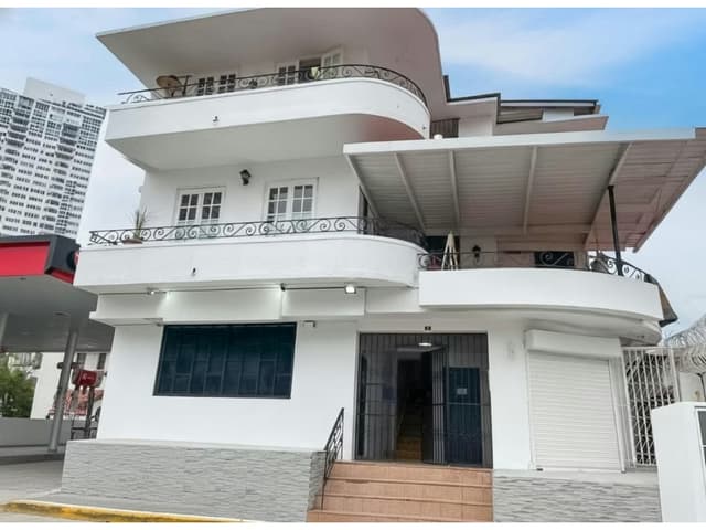 Edificio en venta con retorno de inversion | Casa Blanca, Bella Vista