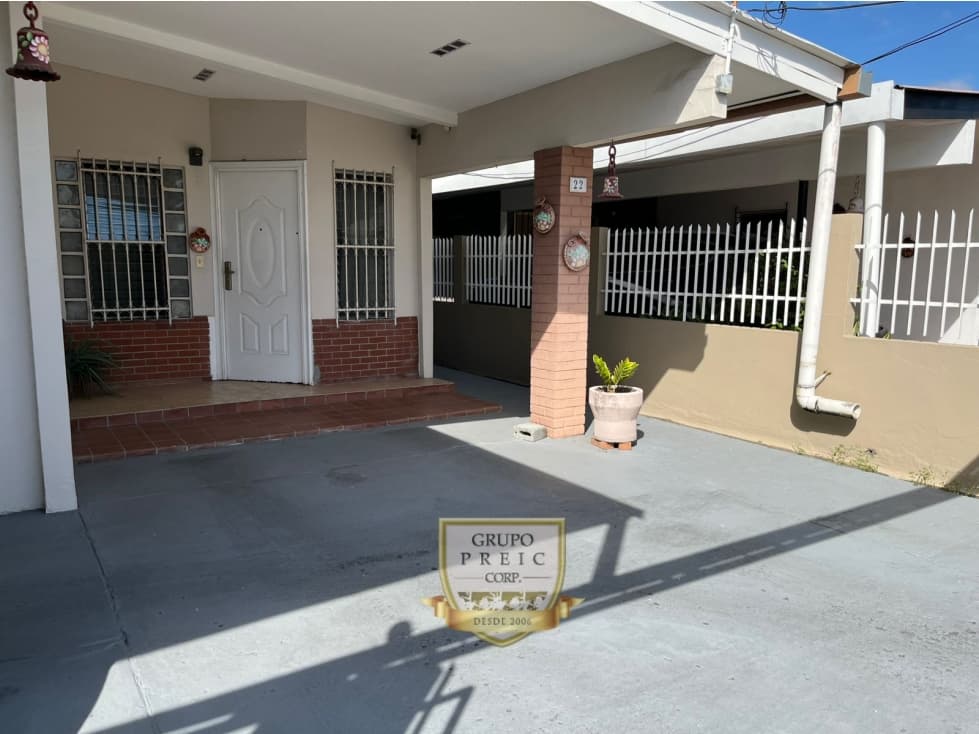 CASA EN CHANIS CON ESTUDIO Y AMPLIO PATIO (C.P) — foto 1