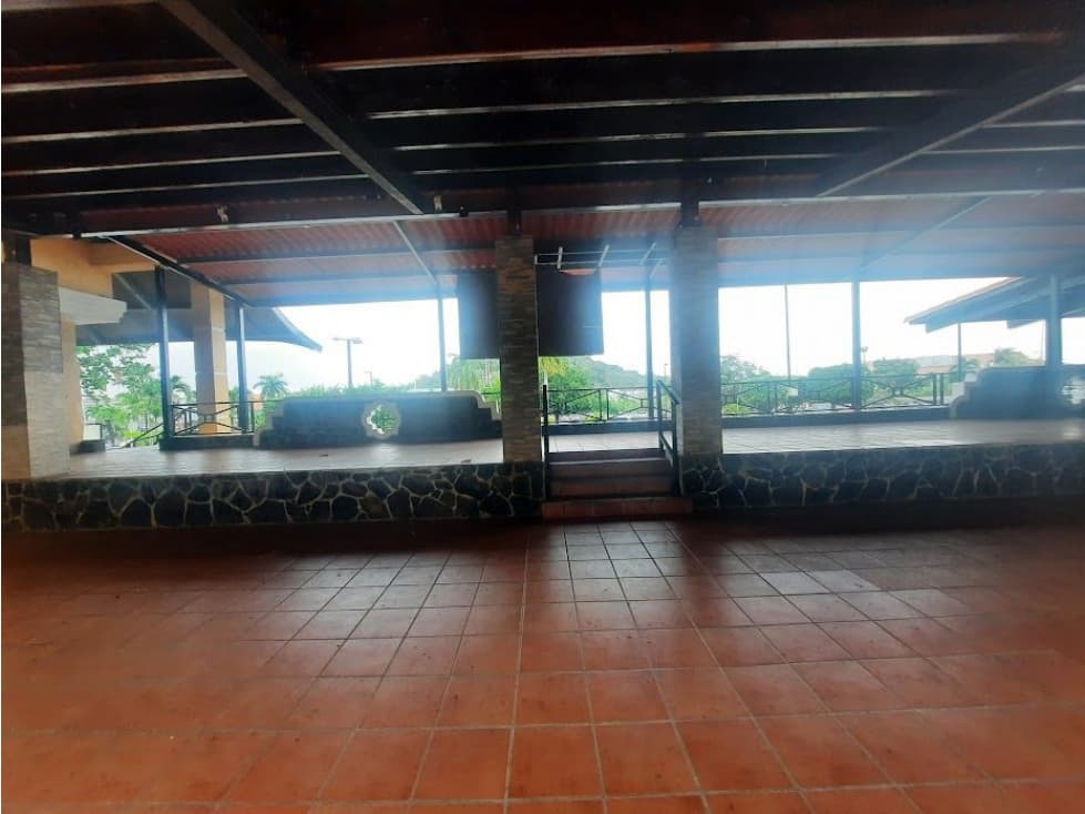 SE ALQUILA LOCAL EN AMADOR CAUSEWAY 313 Mtrs — foto 4