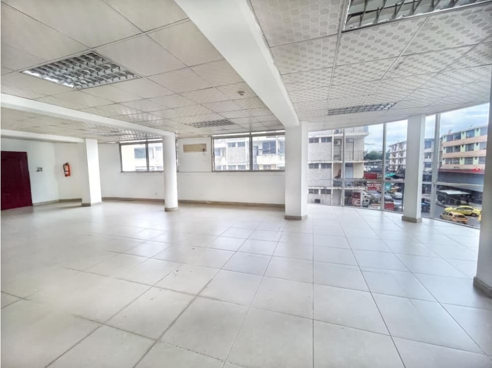 Oportunidad de Edificio con Uso Mixto en Venta | PH La Roca, Calidonia — foto 2