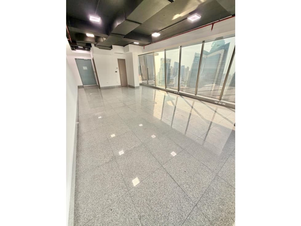 Alquiler y venta de amplia oficina | Twist Tower, Obarrio — foto 5
