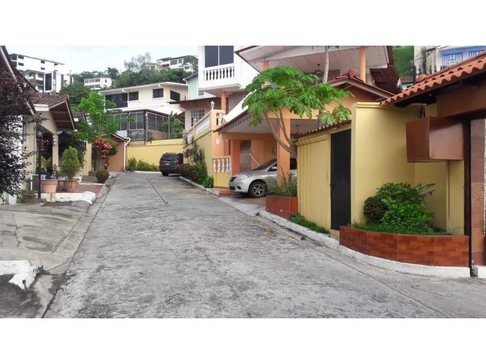 VENTA DE CASA CON CIRCUITO CERRADO EN CONDADO DEL REY — foto 4