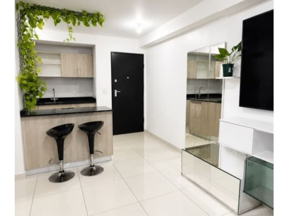 SE ALQUILA APARTAMENTO EN PH CARRERAS 92 Mtrs (OG) — foto 2