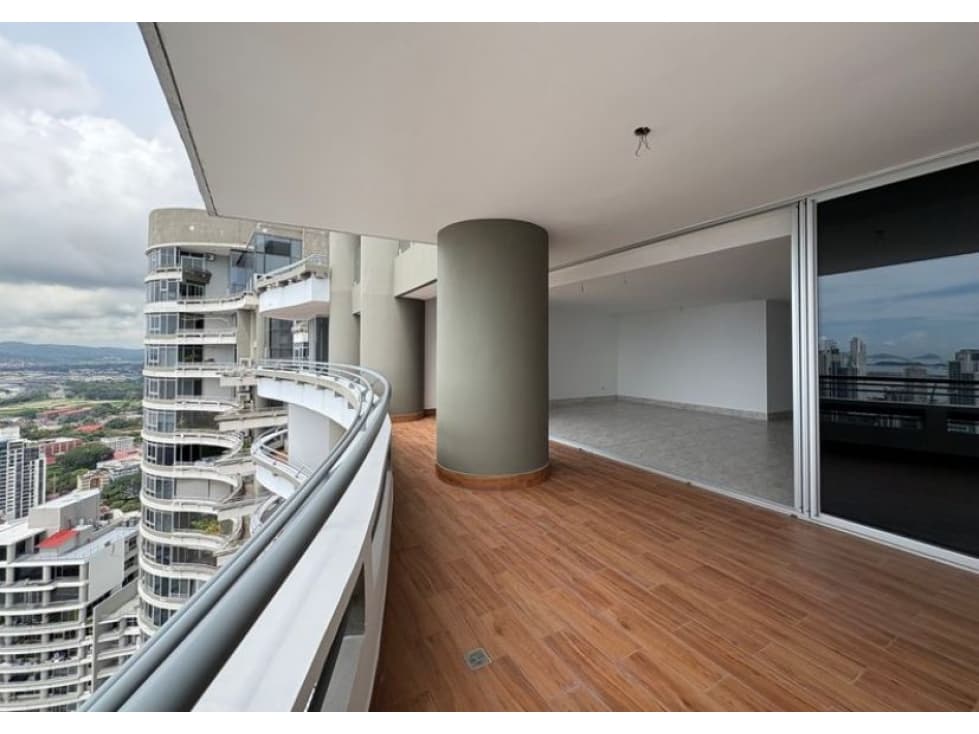 SE VENDE PENTHAUSE LUXOR 400 (OG) — foto 1