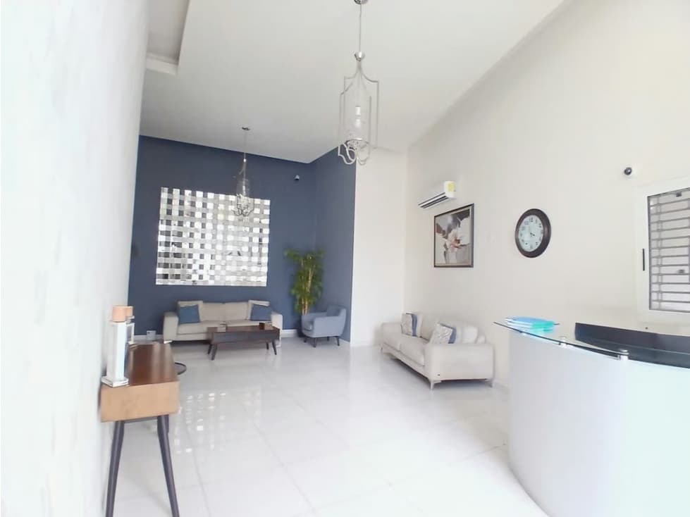 Apartamento en Alquiler Carrasquilla | PH Premium | Amoblado CT — foto 2