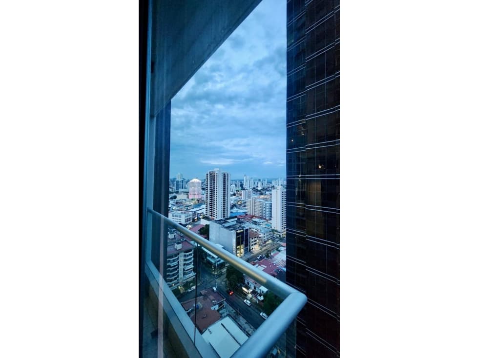 Se alquila Apartamento en Obarrio Ph Urbana Amoblado LH — foto 5