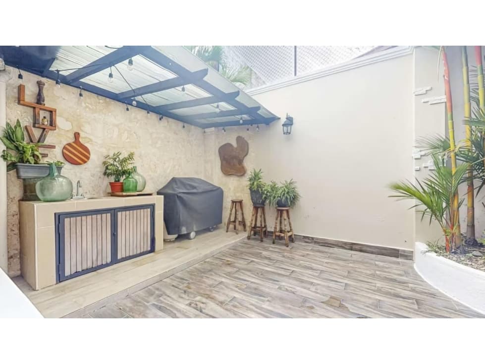 VENTA DE CASA EN BRISAS DEL GOLF REMODELADA — foto 5