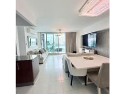 Venta de Apartamento Amoblado en Ph Trinity Tower