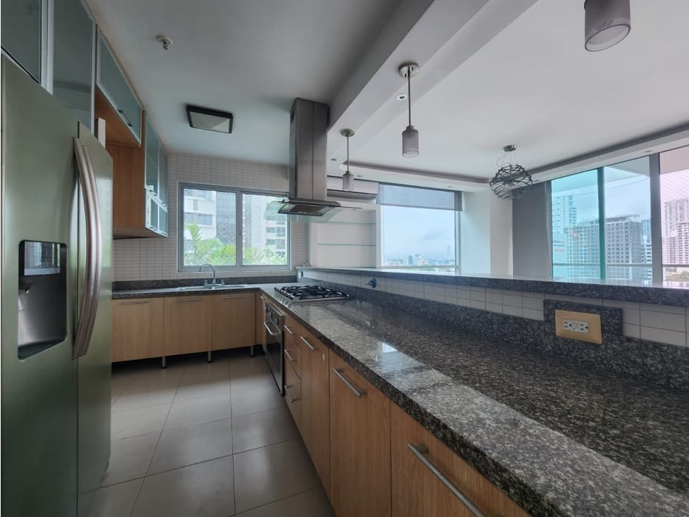VENTA DE APARTAMENTO CON AMPLIO BALCON EN SAN FRANCISCO — foto 5