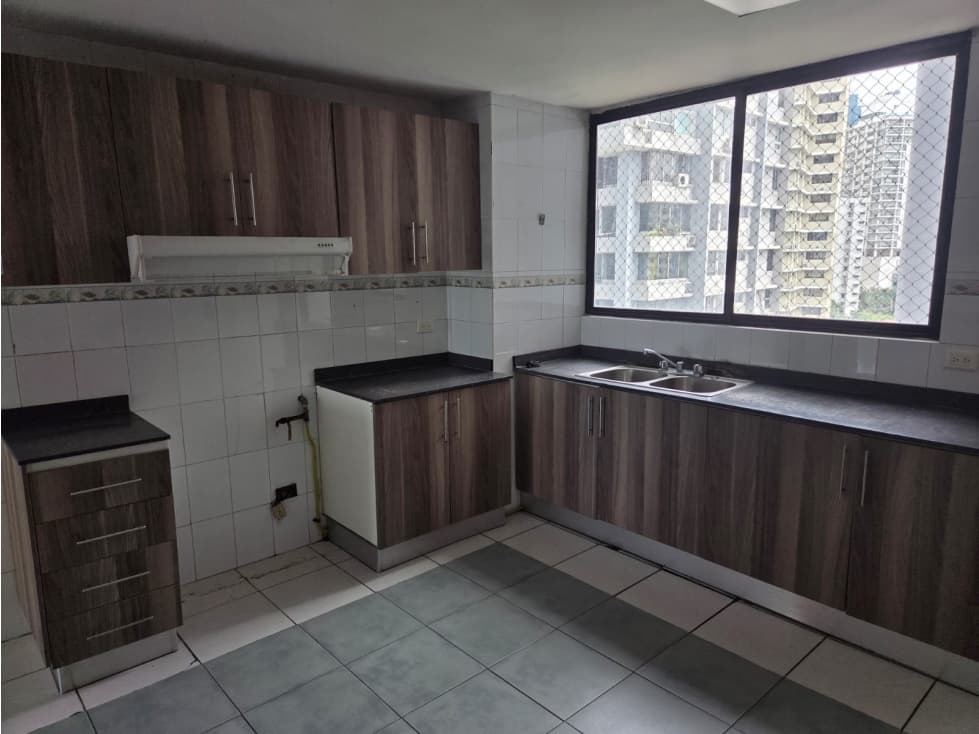 VENTA APARTAMENTO MARBELLA — foto 5