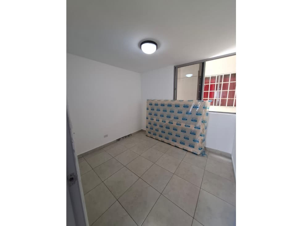ALQUILER APARTAMENTO BALBOA — foto 4